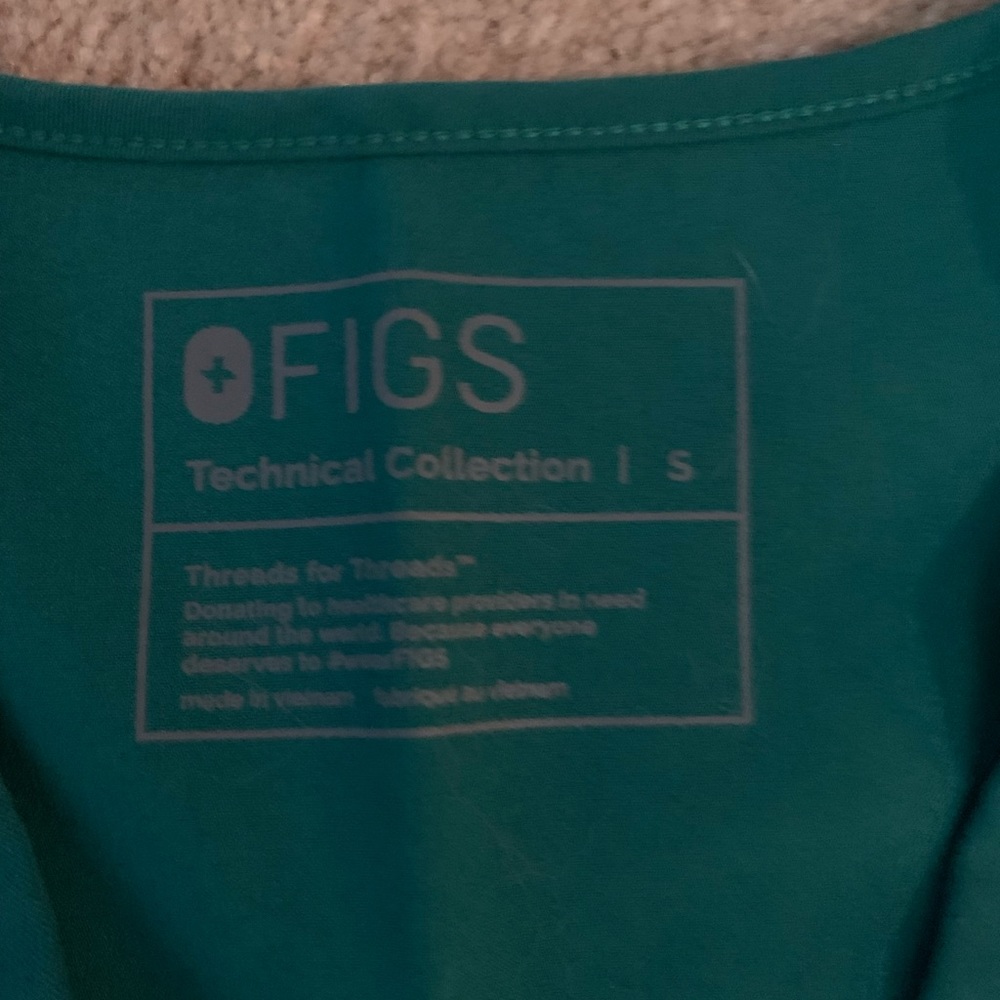 Figs small 2 pocket scrub. Small.
